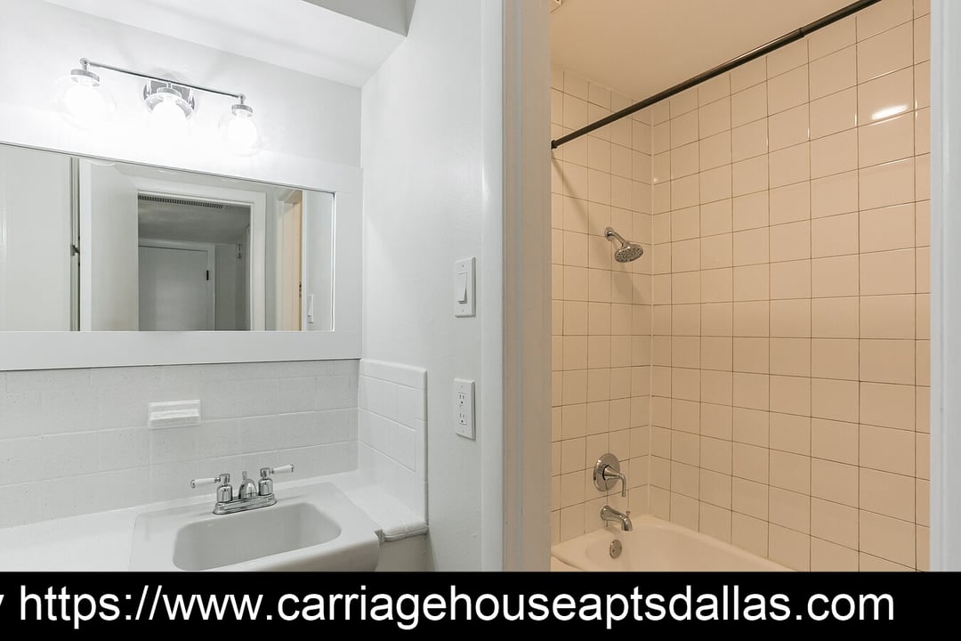 Carriage House - 38